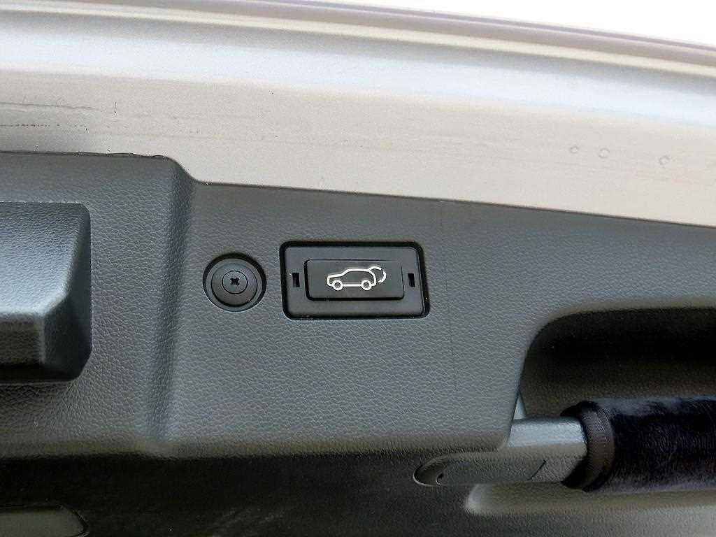 Ssangyong Torres 2024 Gris - Importación desde Corea - HF Imports Iquique - Foto 17