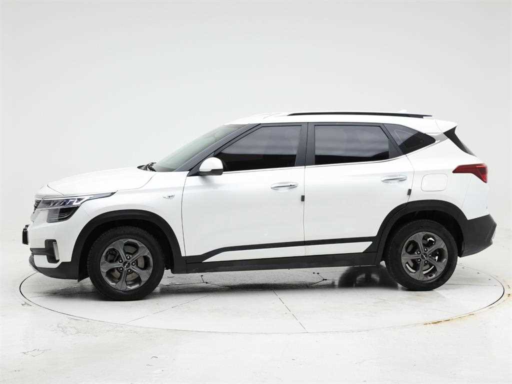 KIA Seltos - Vista 3