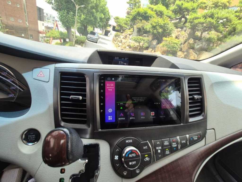 Toyota Siena - Vista 6