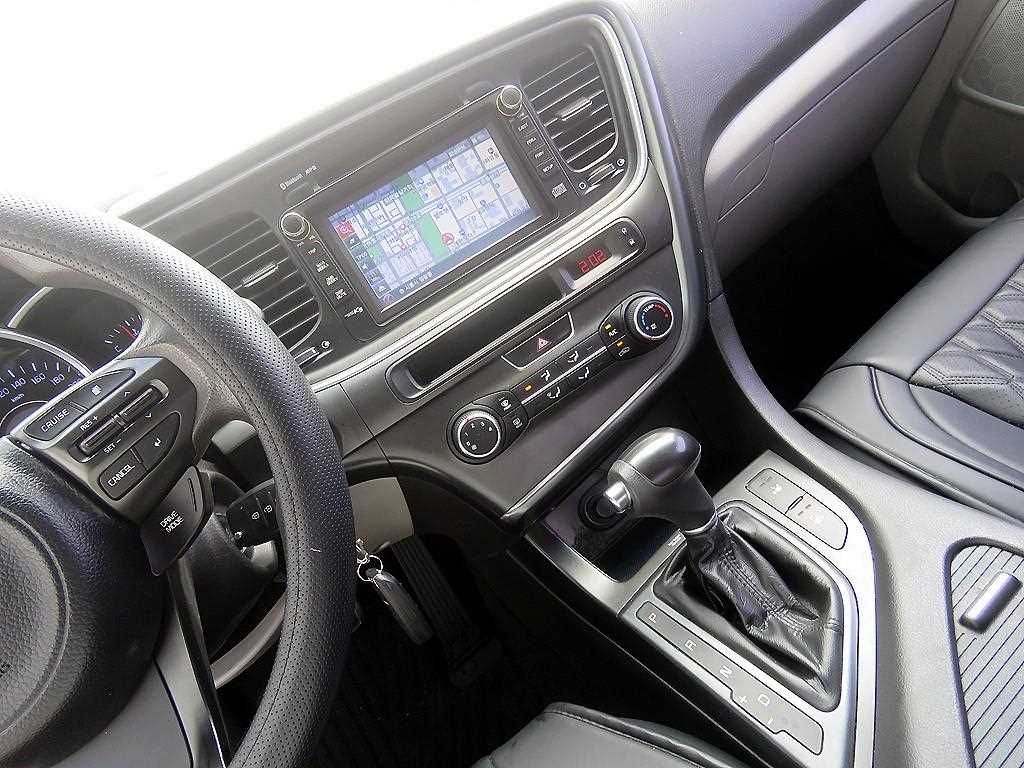 KIA K5 - Vista 11