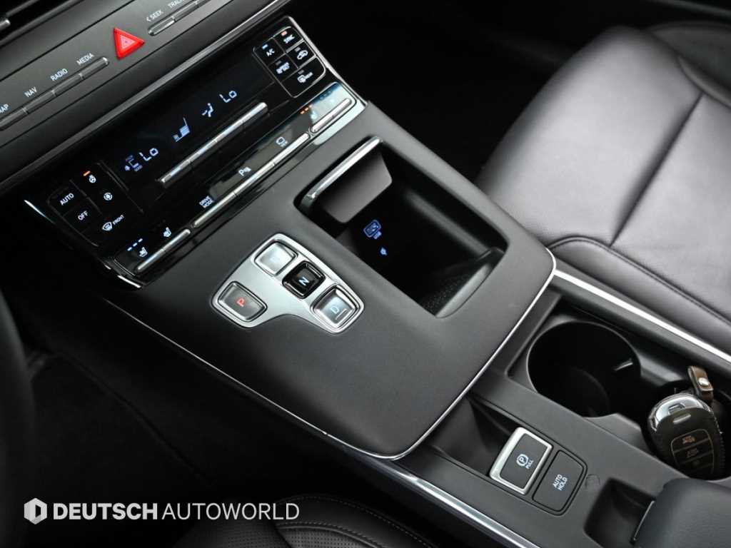 HYUNDAI Grandeur - Vista 9