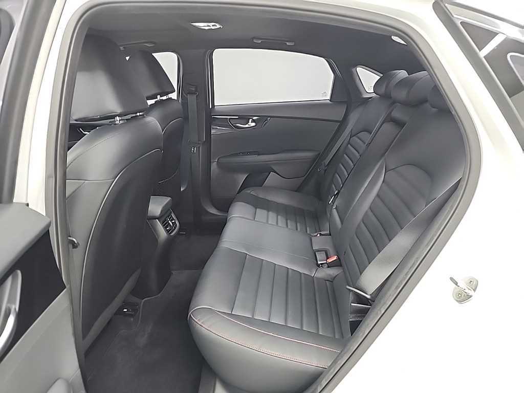 KIA K3 - Vista 12