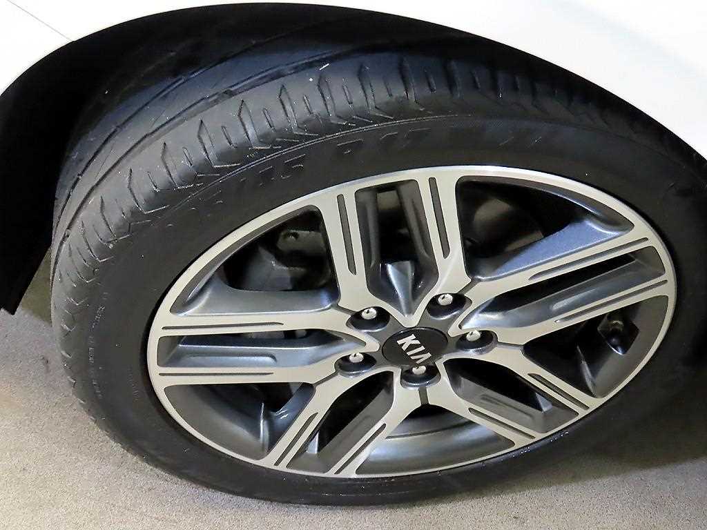 KIA K3 2018 Blanco - Importación desde Corea - HF Imports Iquique - Foto 18