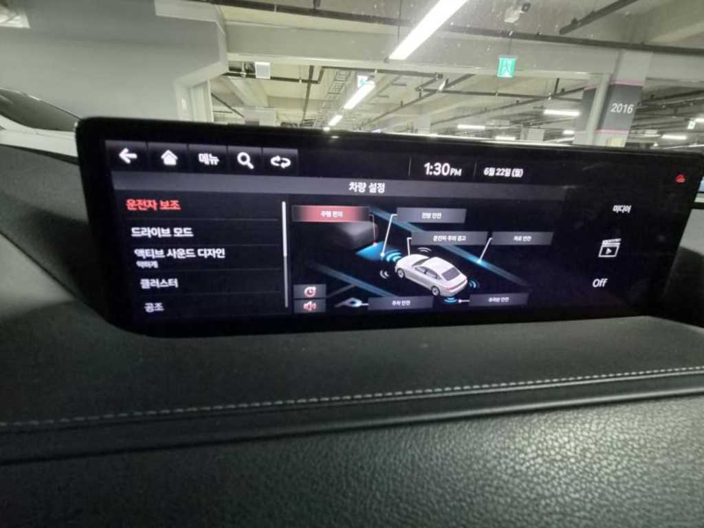Genesis G80 - Vista 8