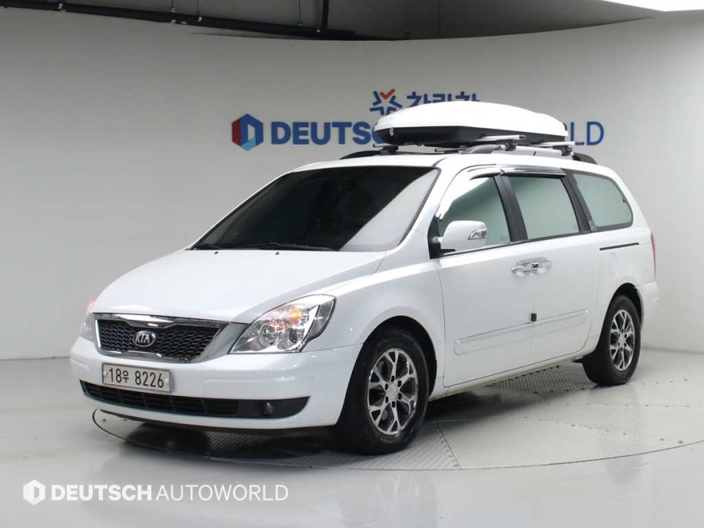 KIA Carnival 2014 Blanco - Importación desde Corea - HF Imports Iquique - Foto 1