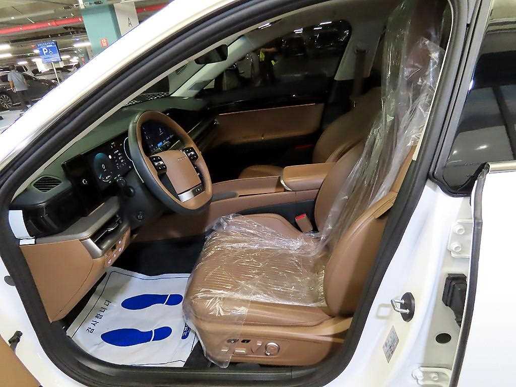HYUNDAI Grandeur - Vista 7