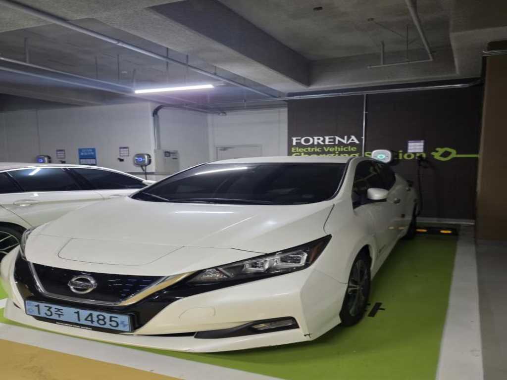 Nissan Leaf 2019 Blanco - Importación desde Corea - HF Imports Iquique - Foto 1