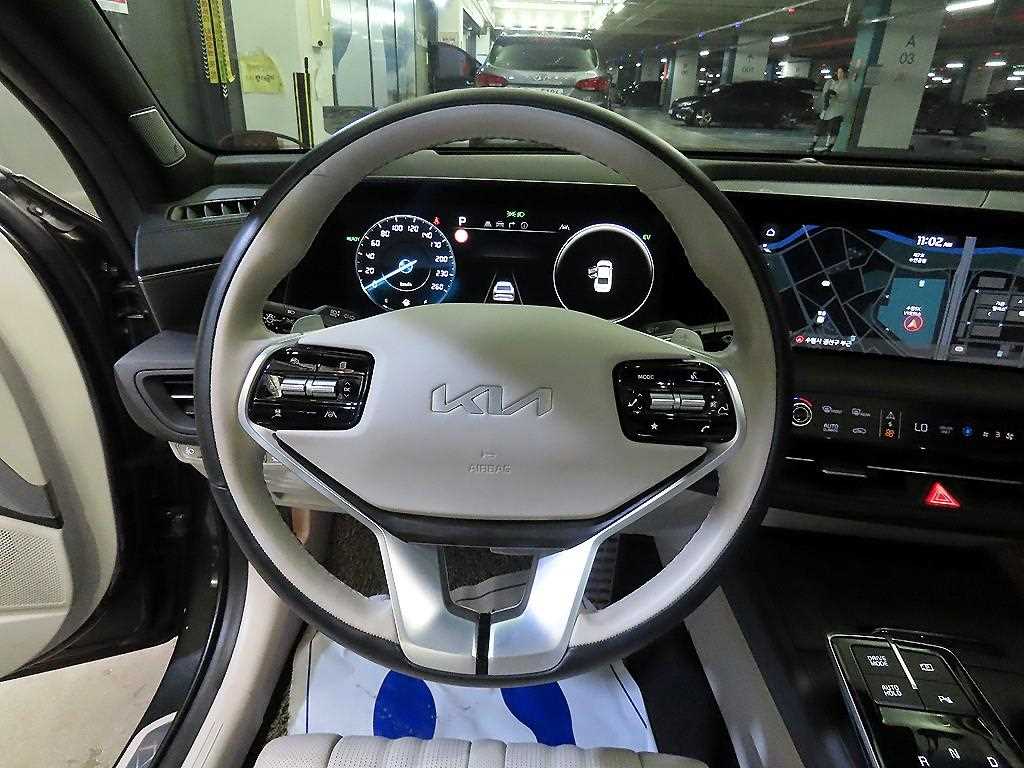 KIA K8 - Vista 8