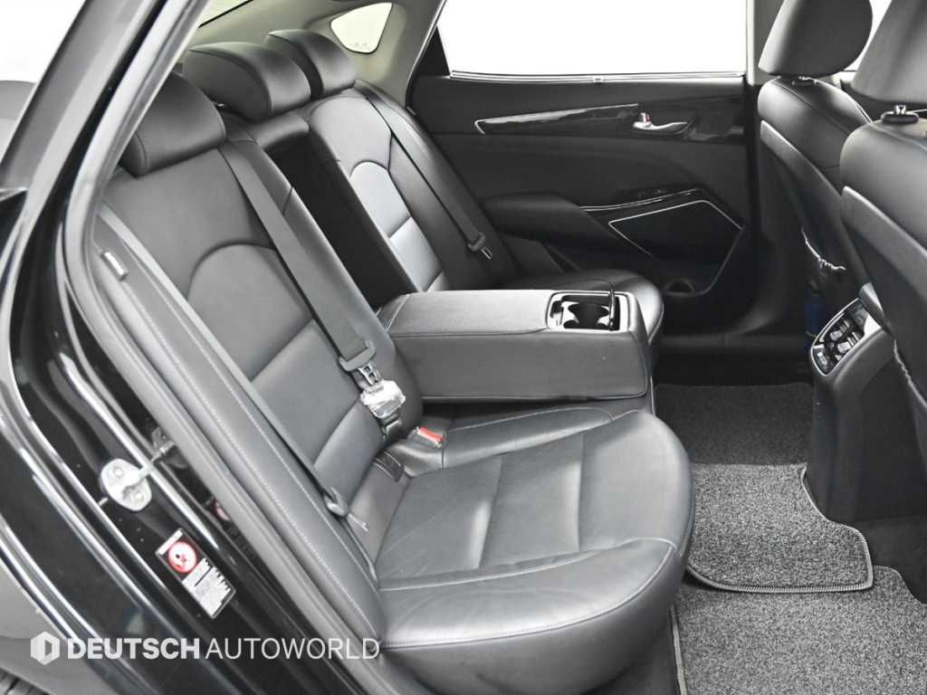 KIA K7 - Vista 12