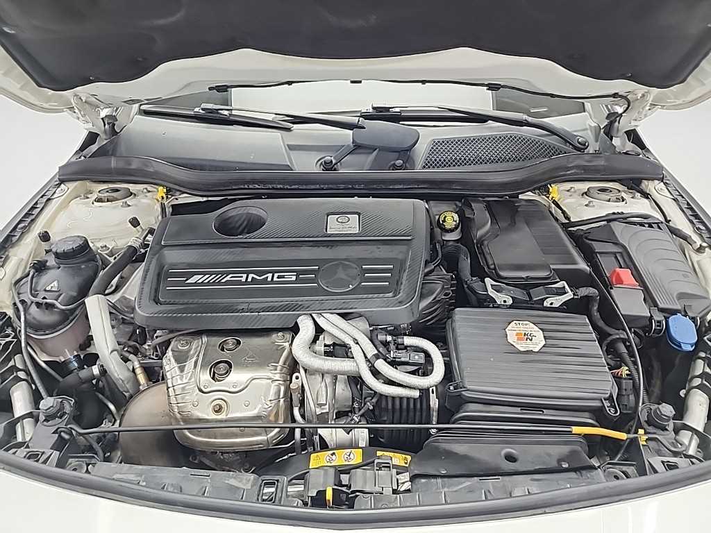 Mercedes Benz CLA Class - Vista 5