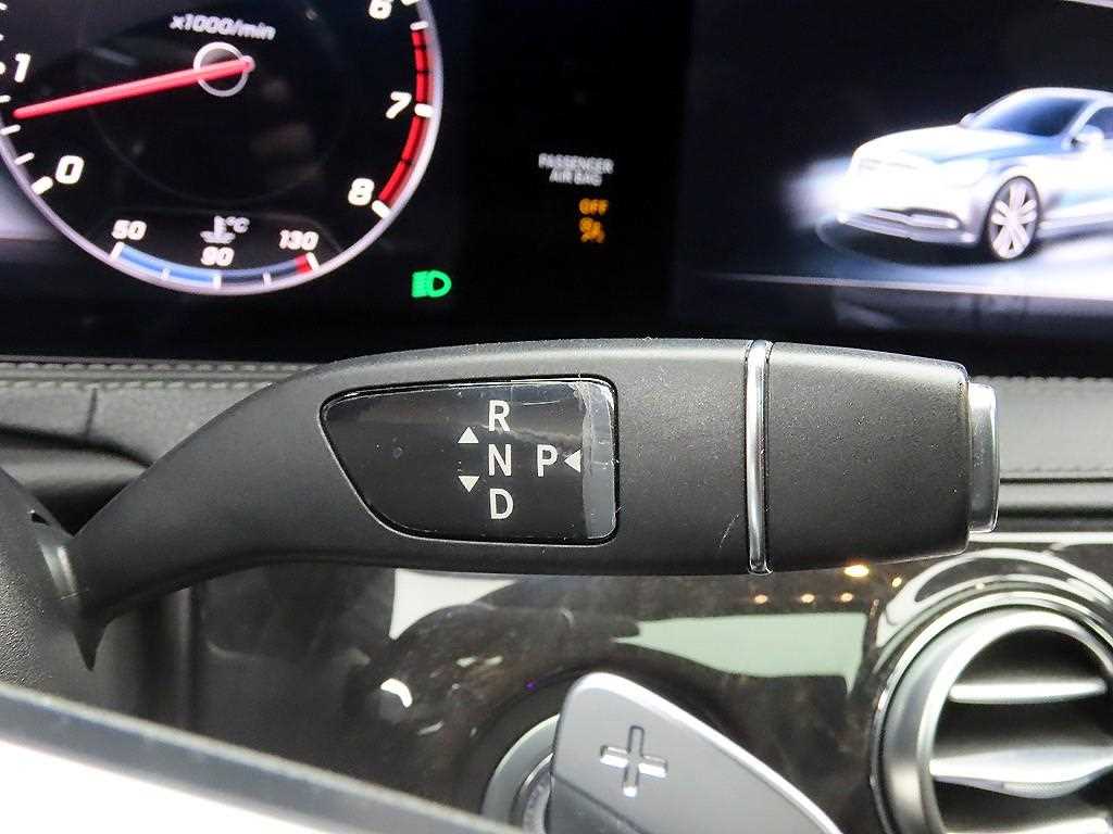 Mercedes Benz S Class - Vista 10