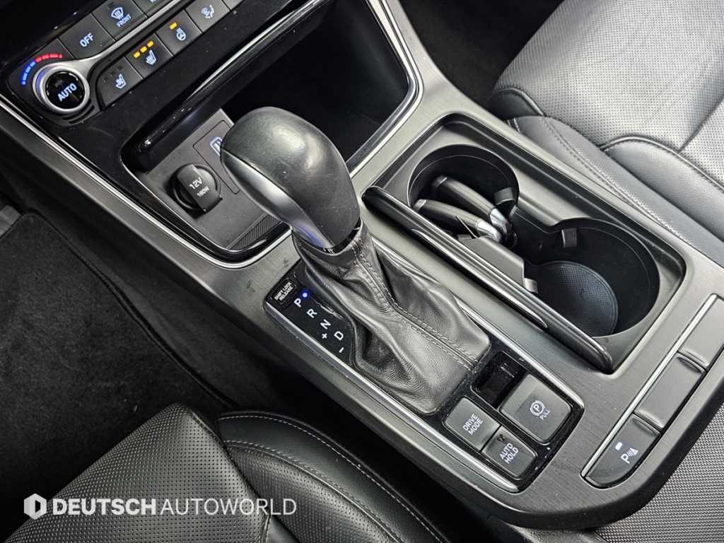 HYUNDAI Grandeur - Vista 9