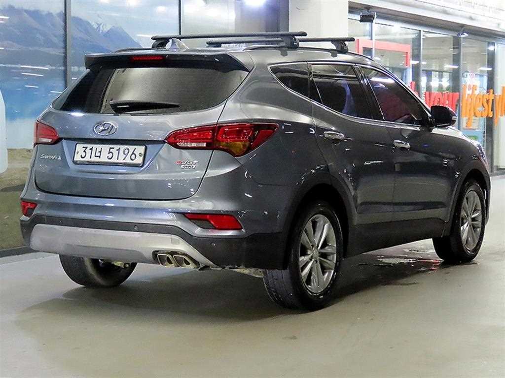HYUNDAI Santa Fe - Vista 4