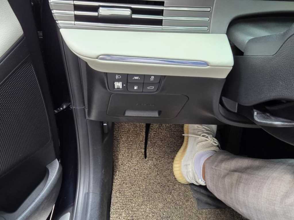 HYUNDAI Grandeur - Vista 11