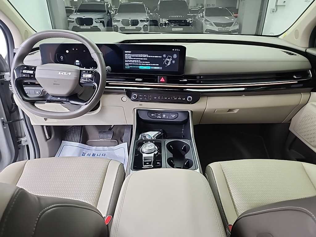 KIA Carnival - Vista 7