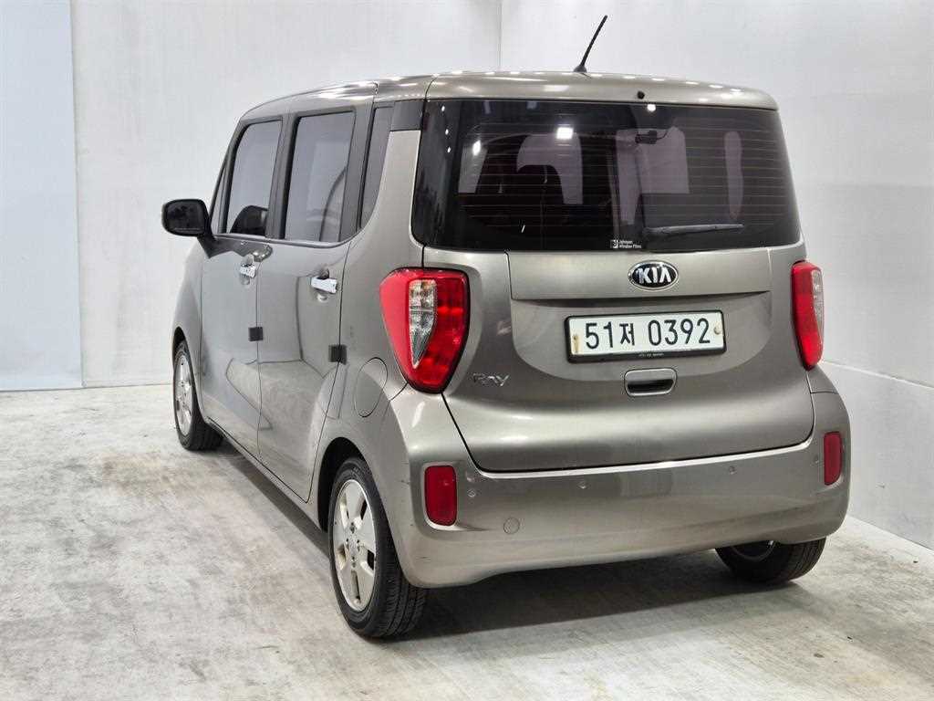 KIA Ray - Vista 4
