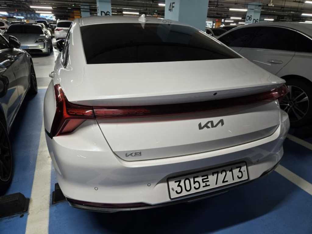 KIA K8 - Vista 3