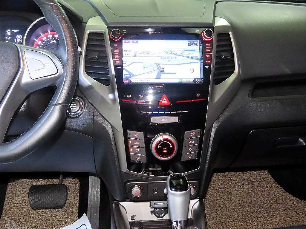 Ssangyong Tivoli - Vista 11