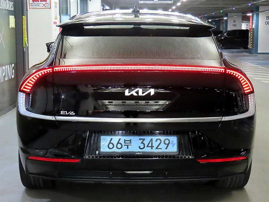 KIA EV6 - Vista 5