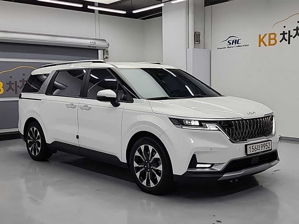 KIA Carnival - Vista 4