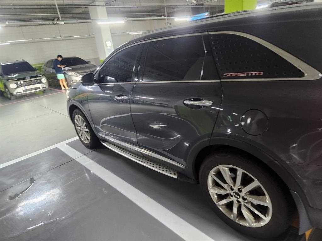 KIA Sorento - Vista 3