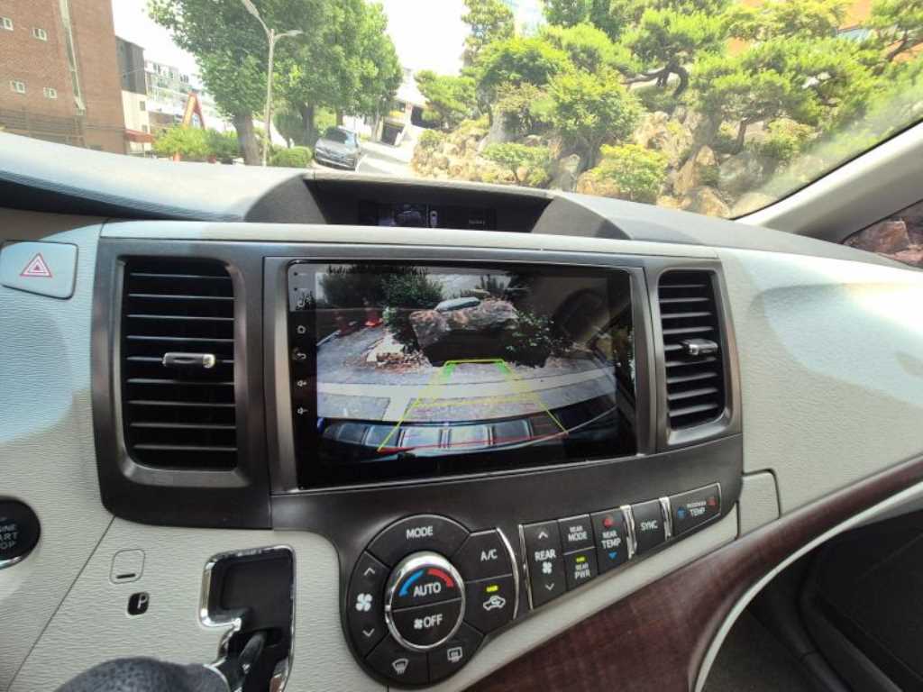 Toyota Siena - Vista 7