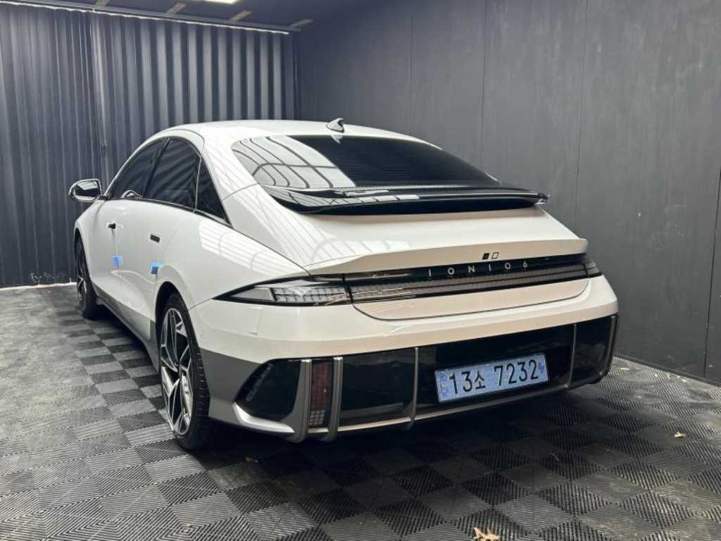 HYUNDAI Ioniq 6 - Vista 3
