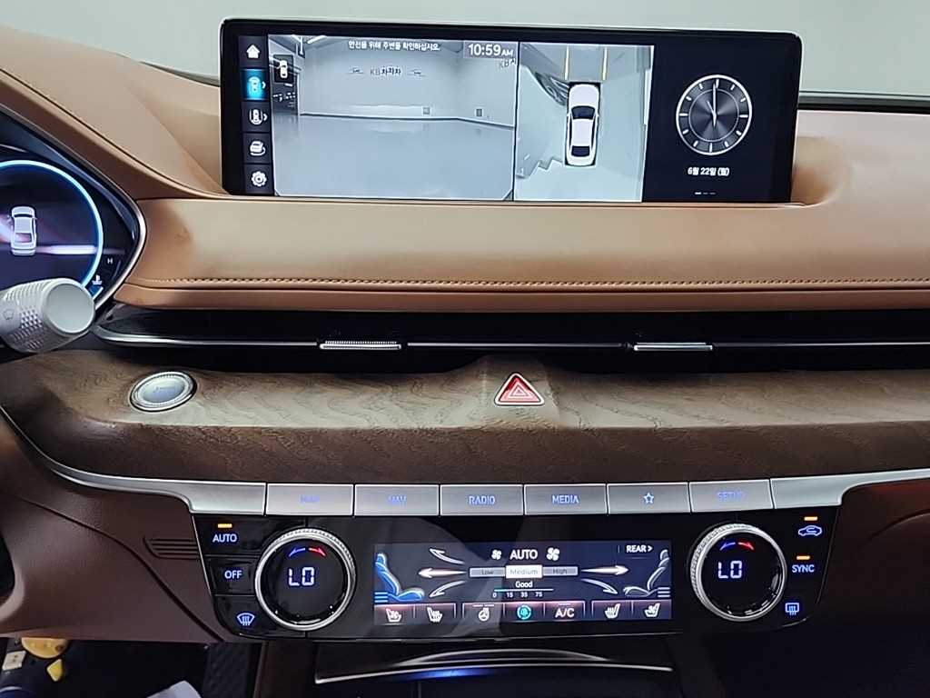 Genesis G80 - Vista 10
