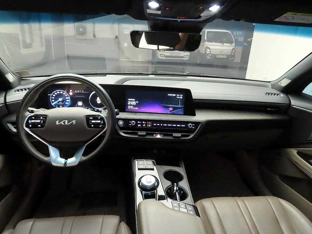 KIA K8 - Vista 7