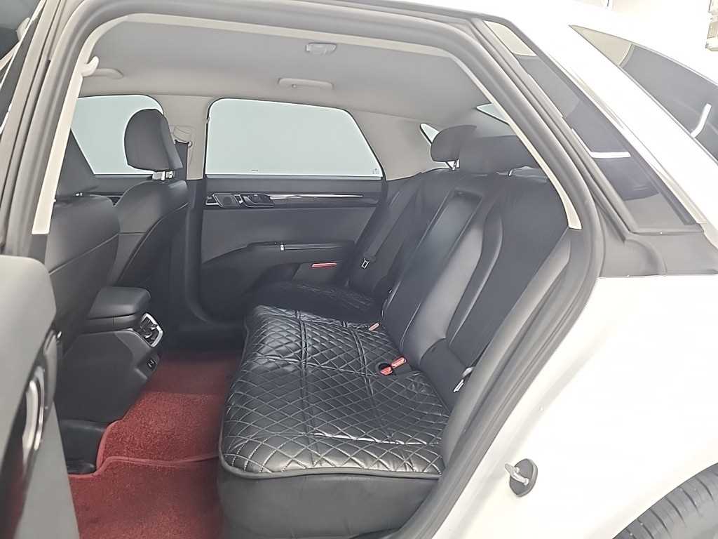 HYUNDAI Grandeur - Vista 12