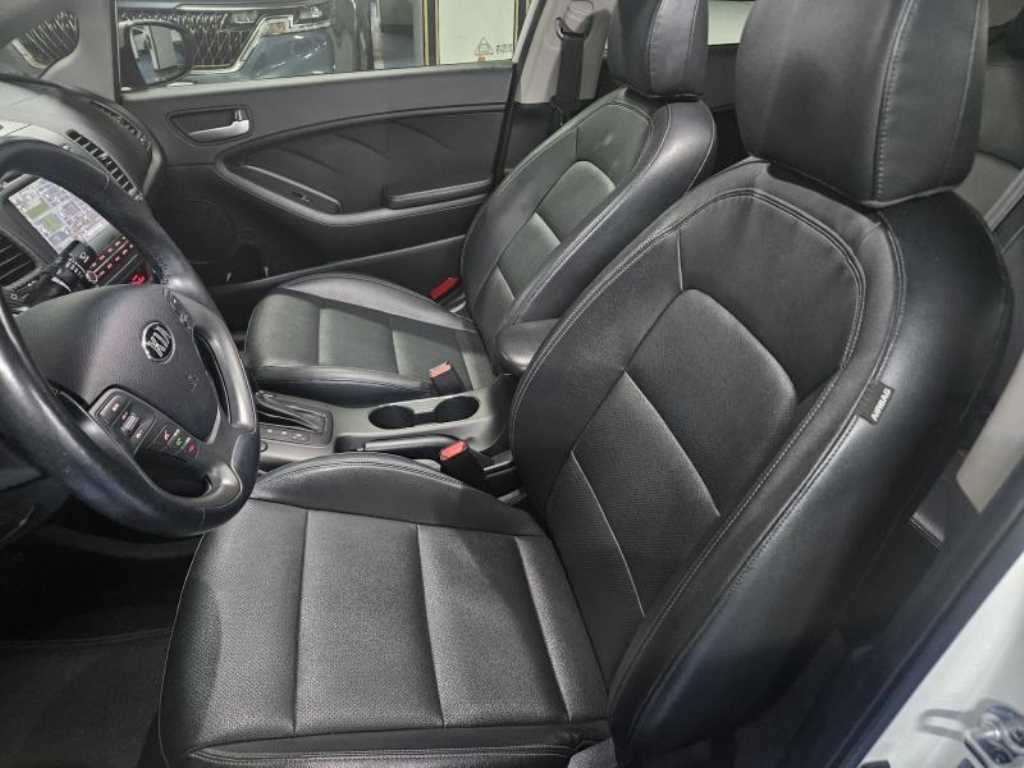 KIA K3 2012 Blanco - Importación desde Corea - HF Imports Iquique - Foto 14