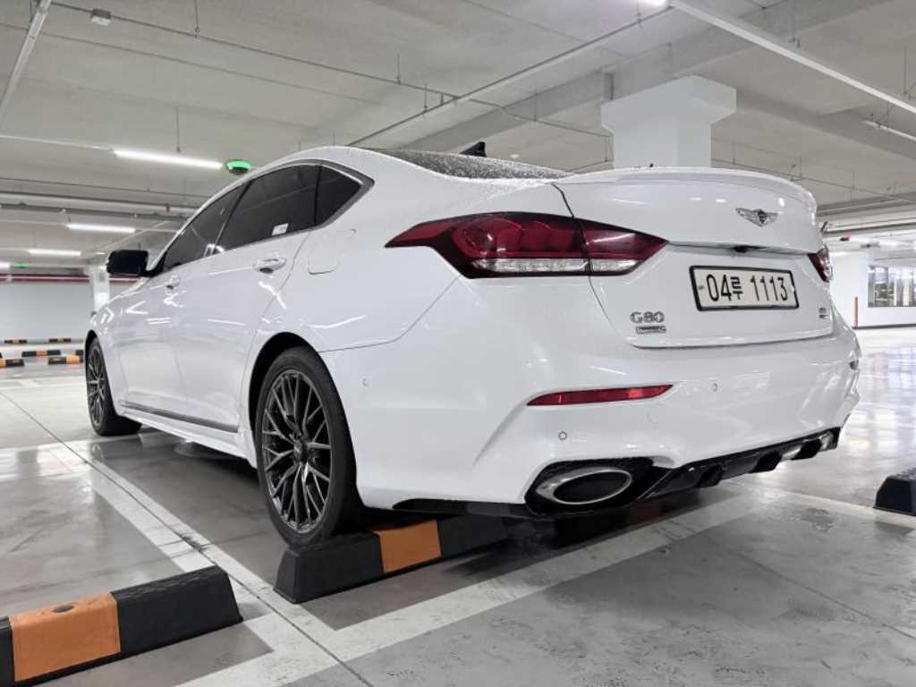 Genesis G80 - Vista 6