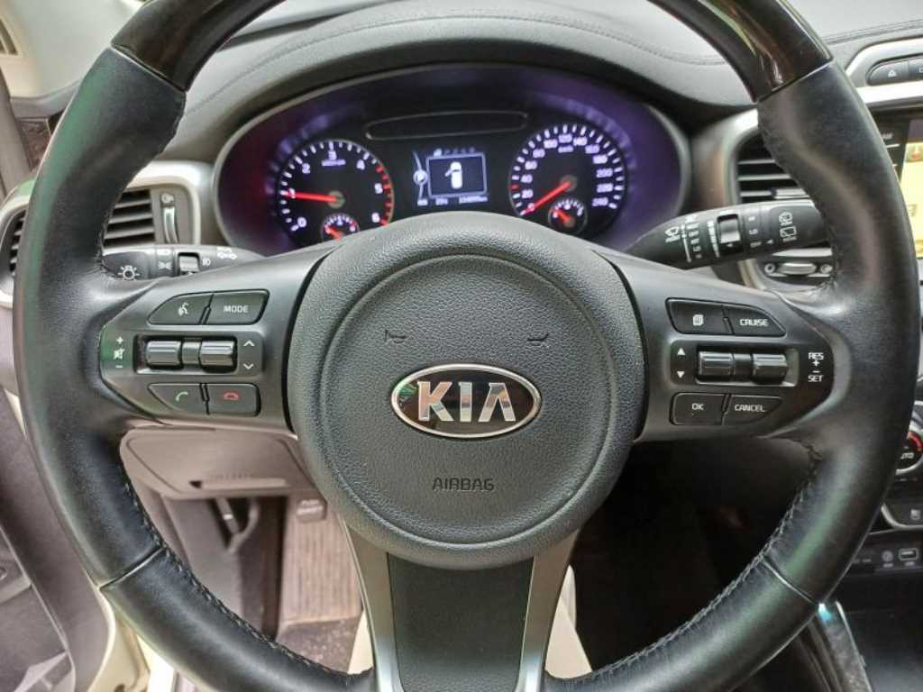 KIA Sorento - Vista 6