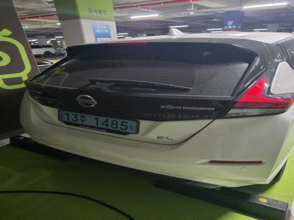 Nissan Leaf - Vista 5
