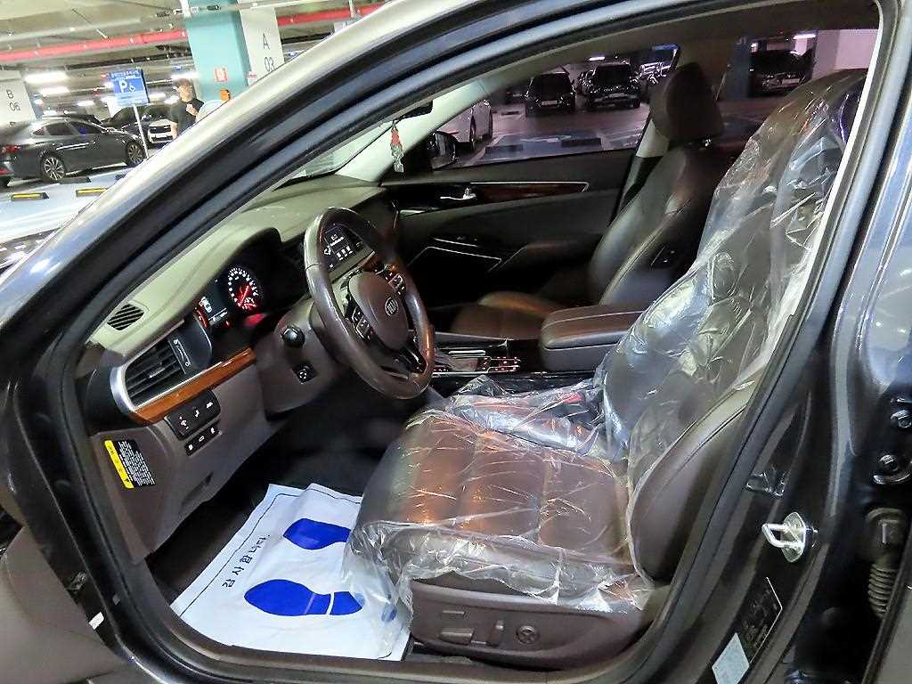 KIA K7 - Vista 6