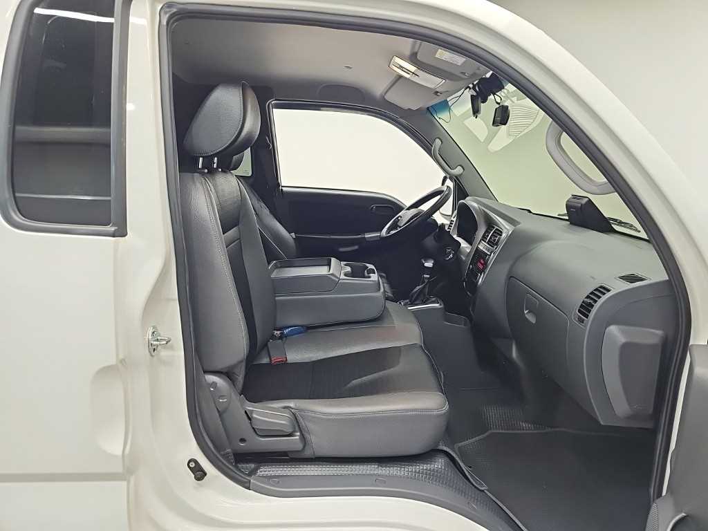 Small Truck Cargo (small) 2024 Blanco - Importación desde Corea - HF Imports Iquique - Foto 17