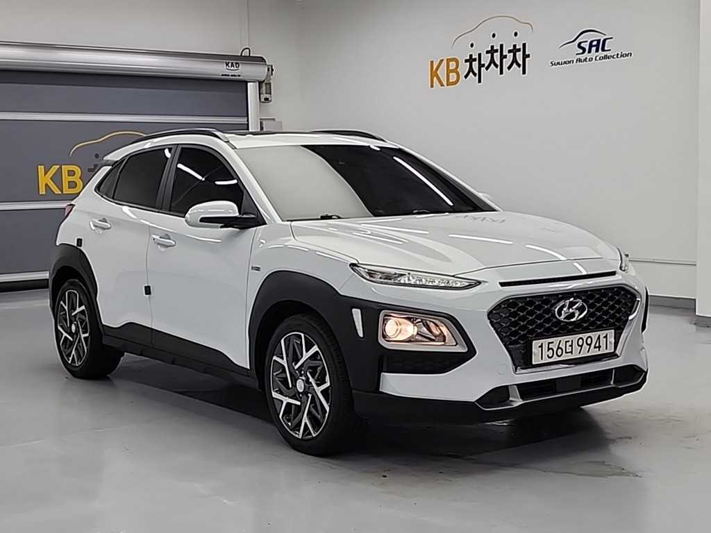 HYUNDAI Kona - Vista 4
