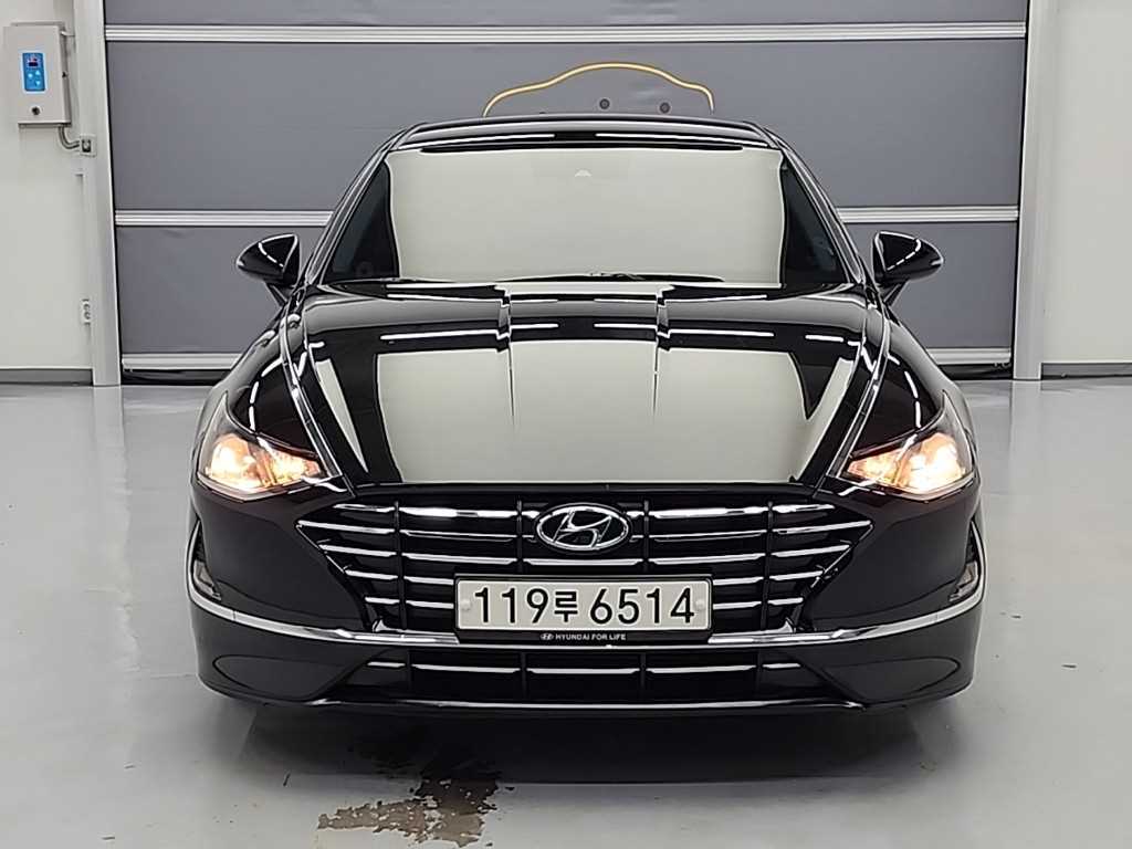 HYUNDAI Sonata - Vista 2