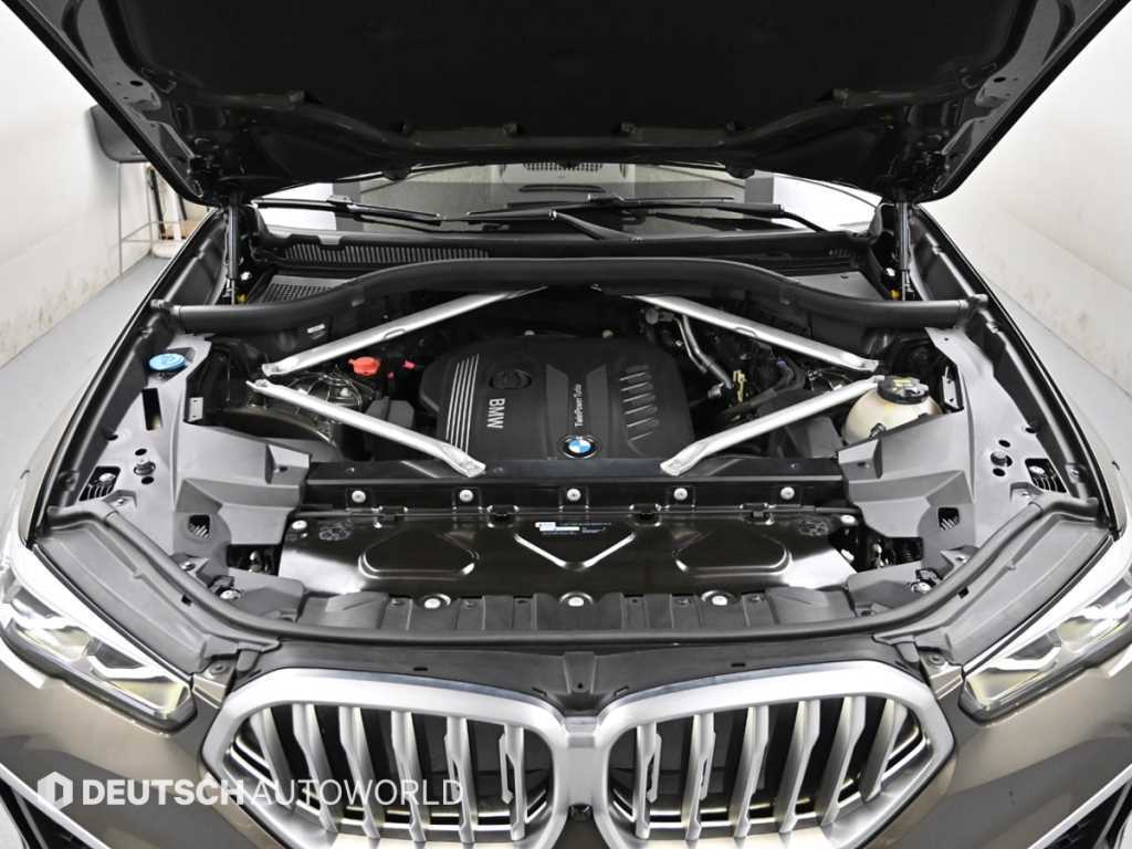 BMW X6 - Vista 6