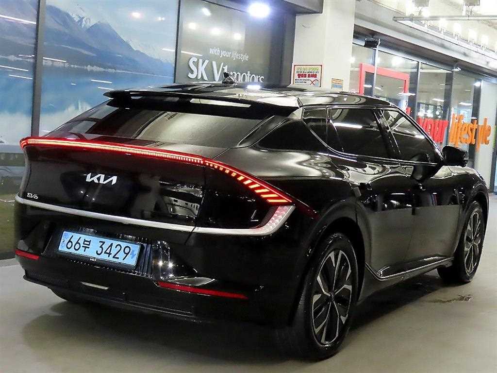 KIA EV6 - Vista 4