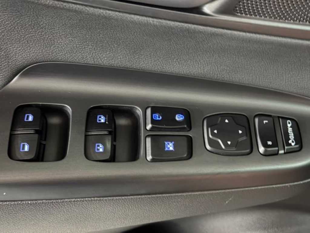 HYUNDAI Kona 2018 Blanco - Importación desde Corea - HF Imports Iquique - Foto 17