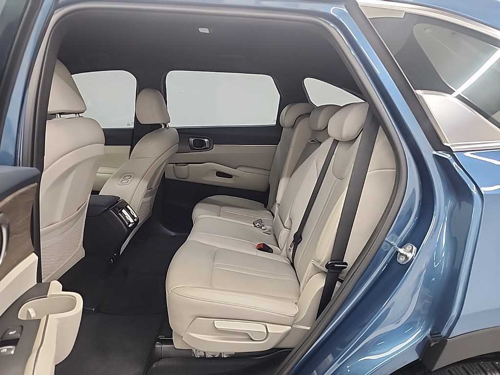 KIA Sorento - Vista 12