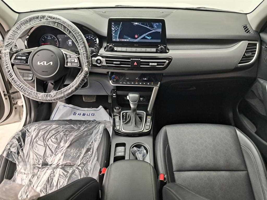 KIA Seltos - Vista 6