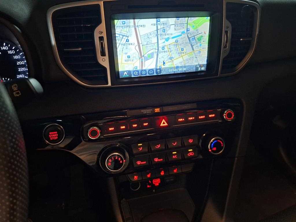 KIA Sportage - Vista 12