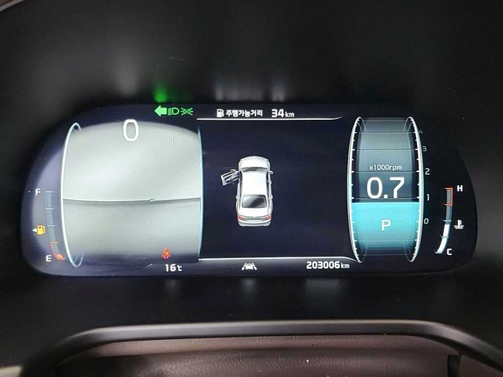 KIA K9 - Vista 6