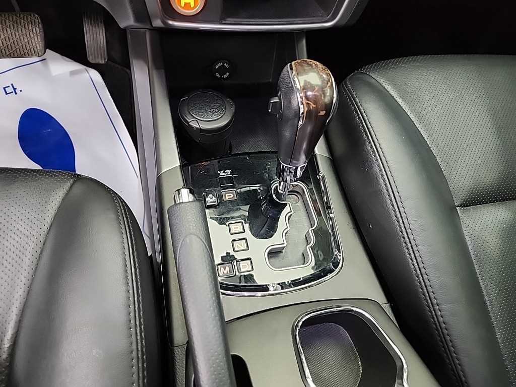 Ssangyong Korando - Vista 9