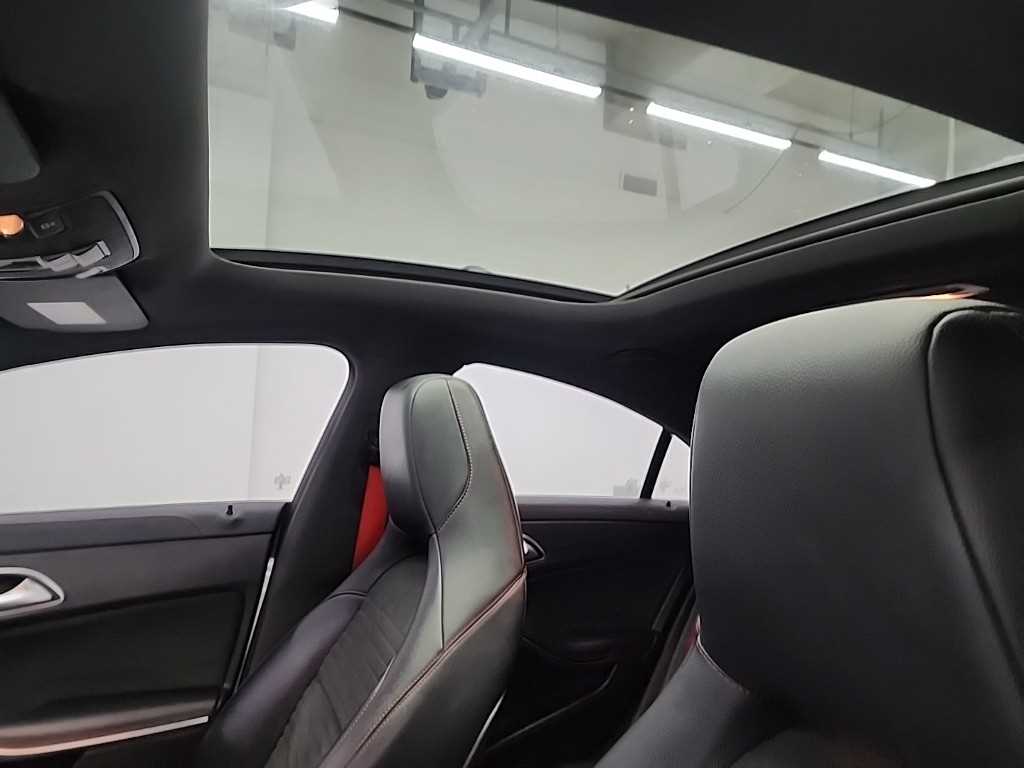 Mercedes Benz CLA Class 2018 Blanco - Importación desde Corea - HF Imports Iquique - Foto 14