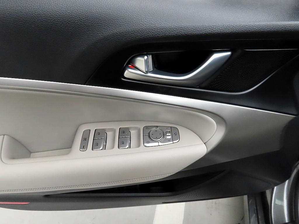 Genesis G70 2022 Gris - Importación desde Corea - HF Imports Iquique - Foto 16