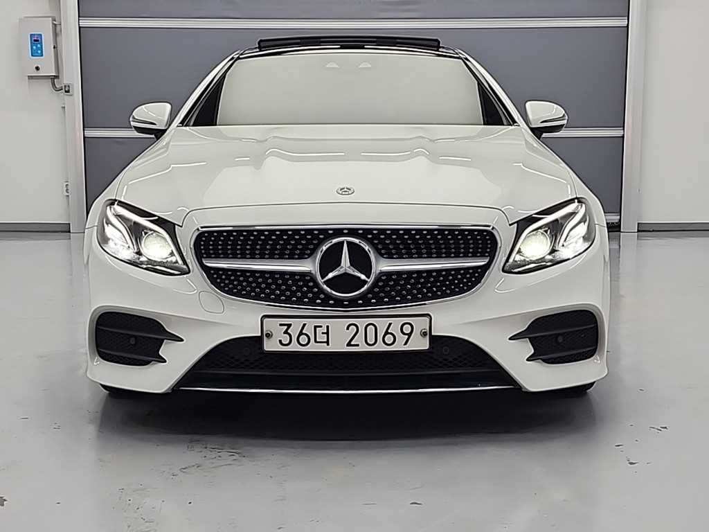 Mercedes Benz E class - Vista 2