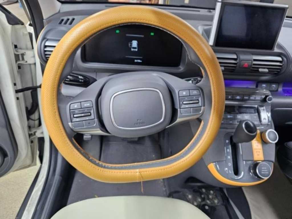 HYUNDAI Casper - Vista 8